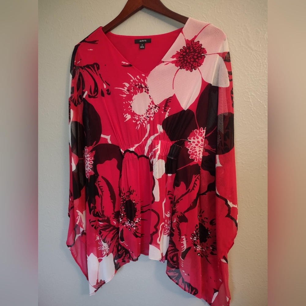 ​Alfani Women's Red Floral Print V-Neck Kimono Sleeve Tunic Top, Size M